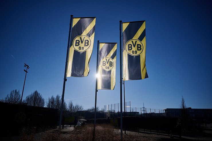 Wieder besseres Wetter in Dortmund: Niko Kovac nahm am Sonntag beim BVB seine Arbeit auf. - © Bernd Thissen/dpa