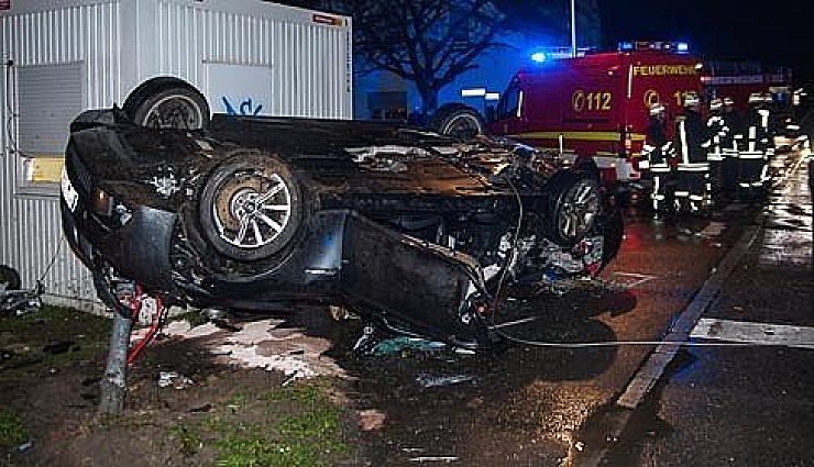 Auto von Zug erfasst -
14-Jährige getötet - © Espelkamp