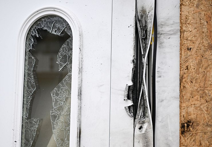 Spurensuche nach Todesschüssen in Bad Friedrichshall. - © Bernd Weißbrod/dpa