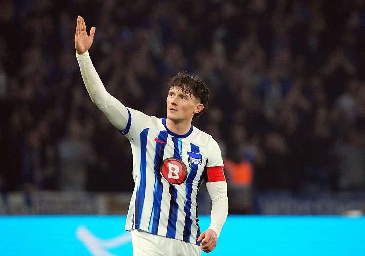 Herta-Spieler Fabian Reese appelliert in einer Instagram-Story f&uuml;r fairen Fu&szlig;ball. - &copy; Soeren Stache/dpa