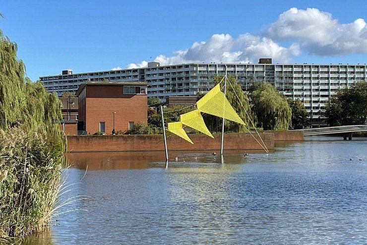 Berüchtigte Hochhaussiedlung: der Stadtteil Bijlmermeer. - © Christoph Driessen/dpa-tmn