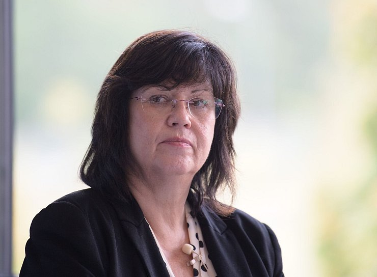 Sprembergs Bürgermeisterin Christine Herntier hat einen Brandbrief zum Erstarken des Rechtsextremismus veröffentlicht. (Archivbild) - © Soeren Stache/dpa-Zentralbild/dpa