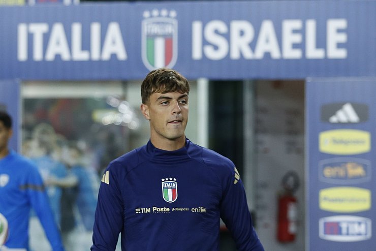 Freude über Debüt: Daniel Maldini lief vor den Augen seiner Eltern erstmals für die italienische A-Nationalmannschaft auf. - © Davide Casentini/Ipa Sport / Ipa/LiveMedia/IPA/dpa