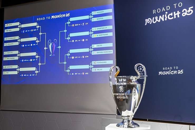Eine Neuerung in der Königsklasse: Der Weg bis zum Finale ist für die Teams kalkulierbar. - © Martial Trezzini/KEYSTONE/dpa