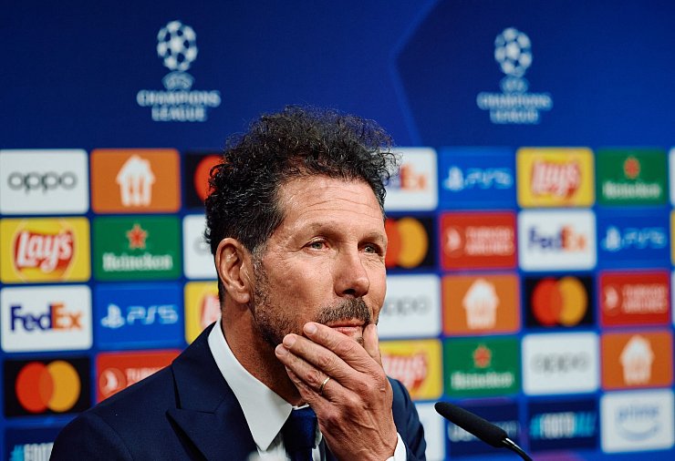 Gegen die Mannschaft von Atlético-Coach Diego Simeone zu spielen, ist immer harte Arbeit. - © Bernd Thissen/dpa