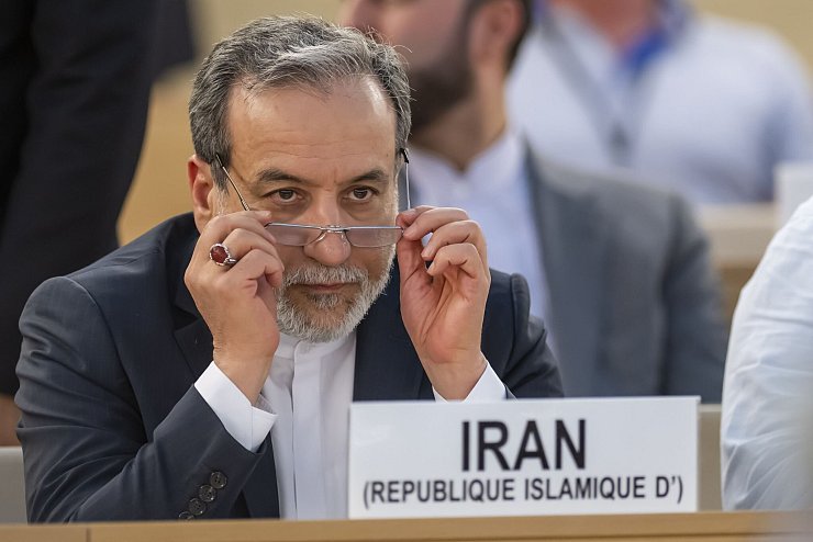 Der iranische Außenminister Abbas Araghtschi im UN-Menschenrechtsrat - © Martial Trezzini/KEYSTONE/dpa