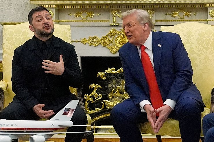 Selenskyj und Trump sprachen vor Journalisten - diesmal ohne Eklat. - © Julia Demaree Nikhinson/AP/dpa