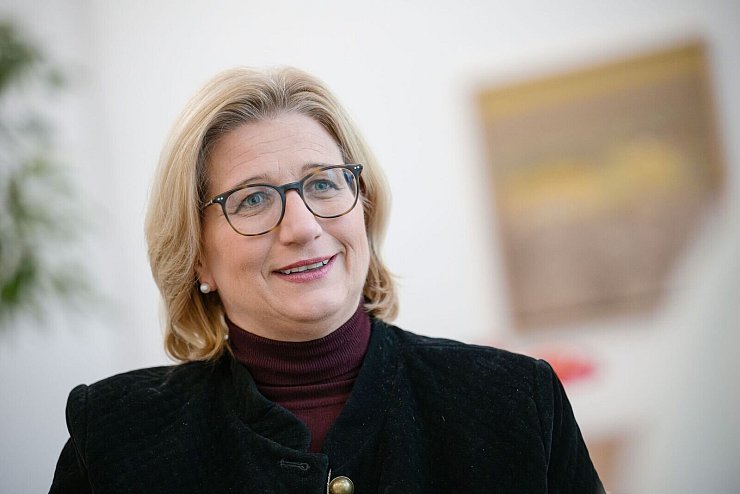 Saarlands Ministerpräsidentin Anke Rehlinger ist dieses Jahr Gastgeberin. (Archivbild) - © Oliver Dietze/dpa