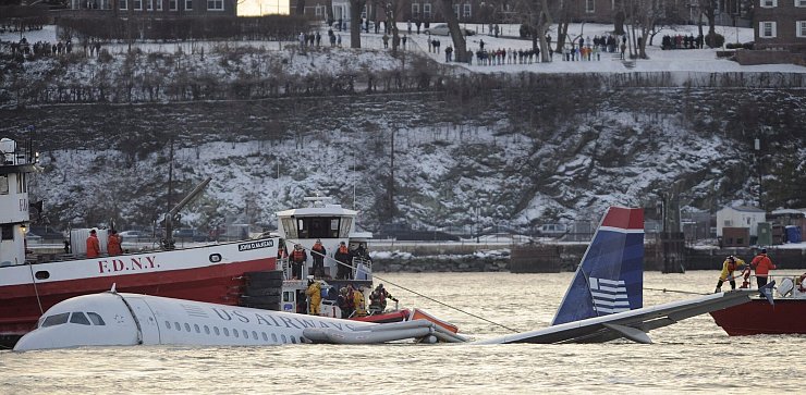 Fliegerische Meisterleistung der Piloten - © picture alliance / dpa