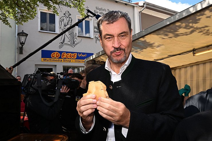Das Essen schmeckt. - © Felix Hörhager/dpa