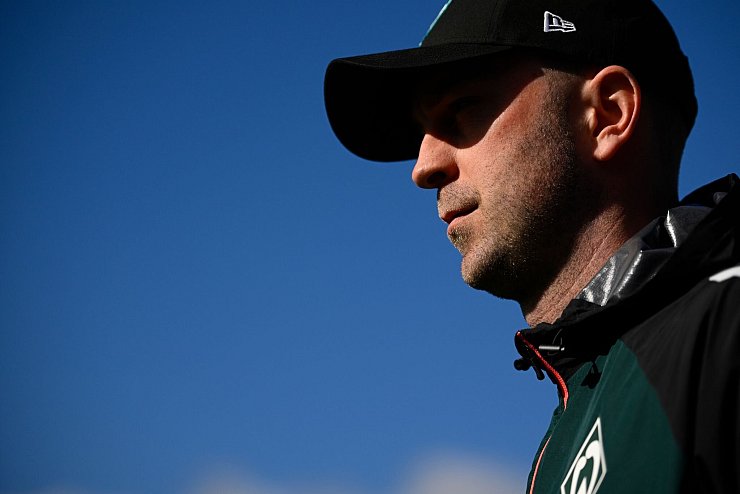 Werder-Trainer Ole Werner kehrt zu seiner alten Wirkungsstätte in Kiel zurück. - © Gregor Fischer/dpa