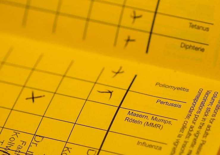 Empfohlen werden gegen Polio drei Dosen im Alter von 2, 4 und 11 Monaten und eine Auffrischimpfung (Symbolbild). - © Jens Kalaene/dpa-Zentralbild/dpa