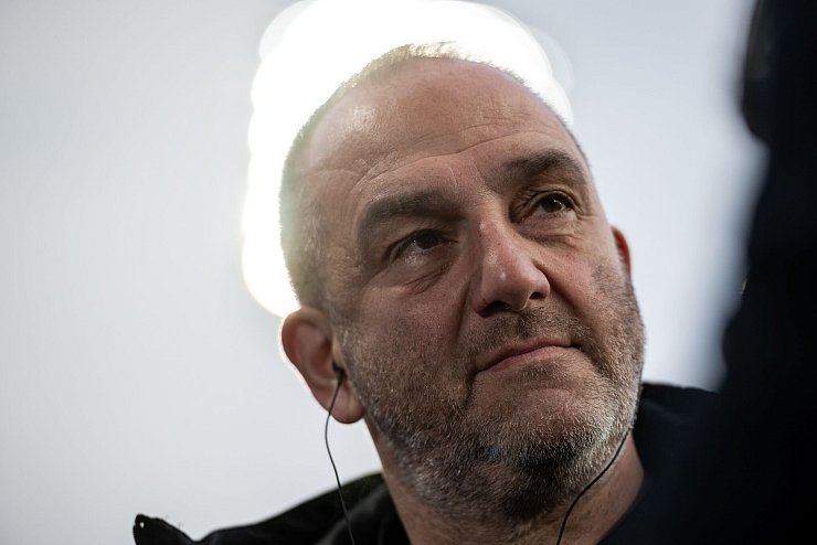 FCH-Trainer Frank Schmidt hat mit Heidenheim erneut verloren. - © Fabian Strauch/dpa