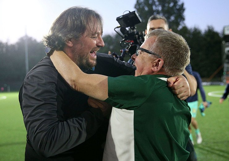 Schon vorab war vom «größten Spiel in der Geschichte des walisischen Vereinsfußballs» die Rede. - © Nigel French/PA/AP/dpa
