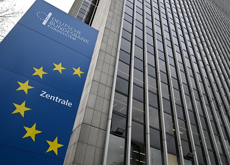 Bundesbank macht regelmäßig Vorschläge zum Thema Rente (Archivbild) - © Arne Dedert/dpa