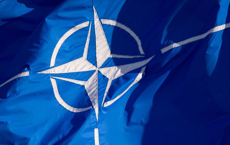 Was braucht es für glaubwürdige Abschreckung und Verteidigung? Diese Frage liegt den Planungsprozessen der Nato zugrunde. (Archivbild) - © Daniel Naupold/dpa