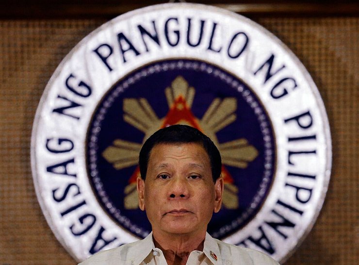 Duterte war am Dienstag am internationalen Flughafen der Hauptstadt Manila von der philippinischen Polizei festgenommen worden. (Archivbild) - © Aaron Favila/AP/dpa