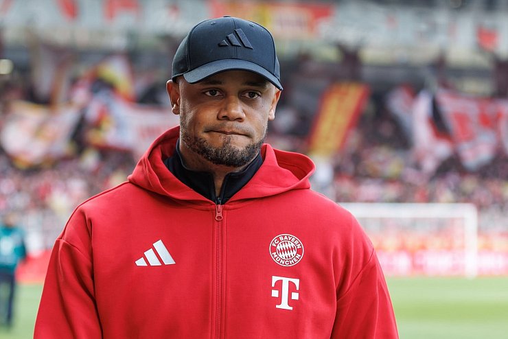 Das Team von Vincent Kompany trifft auf den FC St. Pauli. - © Andreas Gora/dpa