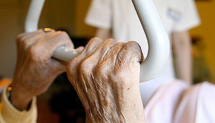 Pfleger soll Seniorinnen

missbraucht haben - © Bad Lippspringe