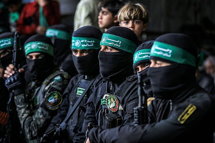 Die Hamas lehnt es ab, alle ihre Waffen niederzulegen. (Archivbild) - © Abed Rahim Khatib/dpa