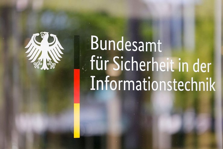 Das Bundesamt für Sicherheit in der Informationstechnik (BSI) ist die zentrale Meldestelle für IT-Sicherheitsvorfälle. (Symbolbild) - © Thomas Banneyer/dpa