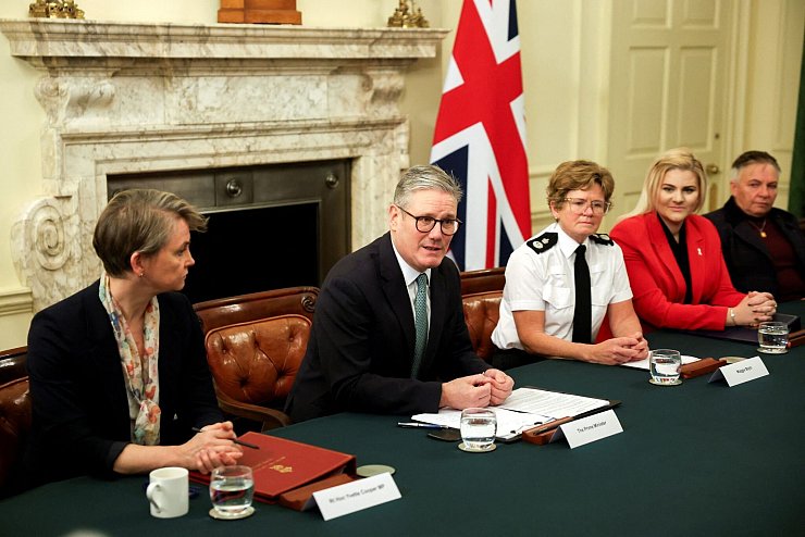 Großbritanniens Regierung will gegen die Gefahr nun stärker vorgehen. - © Mina Kim/PA Wire/dpa