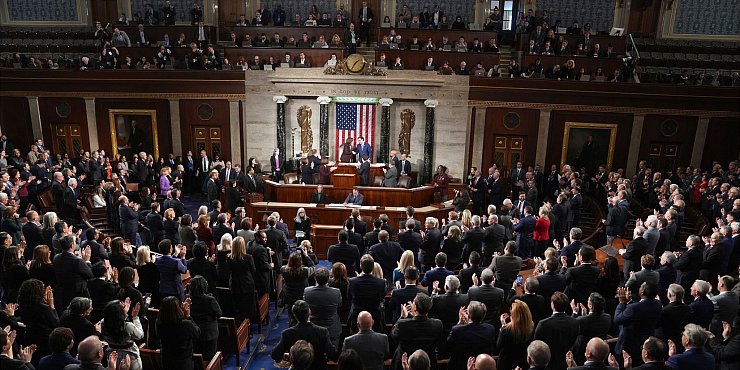 Im US-Parlament kontrollieren Trumps Republikaner beide Kammern. (Archivbild) - © Matt Rourke/AP/dpa