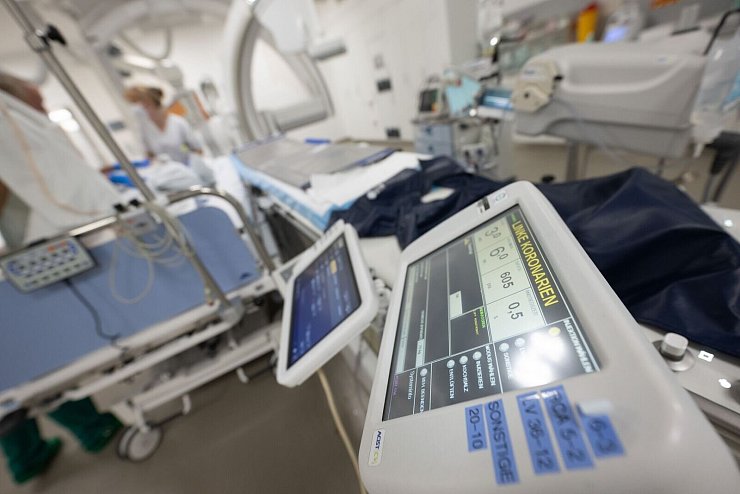 Wegen aller Herzerkrankungen in 2023 gab es 1.635.903 Aufnahmen in Kliniken - gut 61.500 mehr als noch 2022. (Symbolbild) - © Marijan Murat/dpa