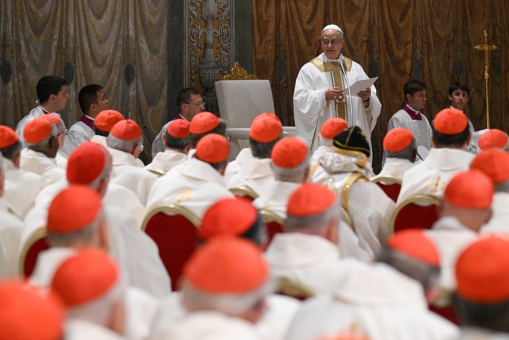Die Männer, die bis gestern noch seine Mit-Kardinäle waren, sprach Leo in seiner Predigt direkt an: Er zähle auf sie, sagte er. - © Uncredited/Vatican media/AP/dpa