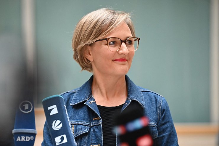 Mit Giegolds Kandidatur ist das designierte Team um Habeck-Vertraute Brantner komplett. - © Anna Ross/dpa