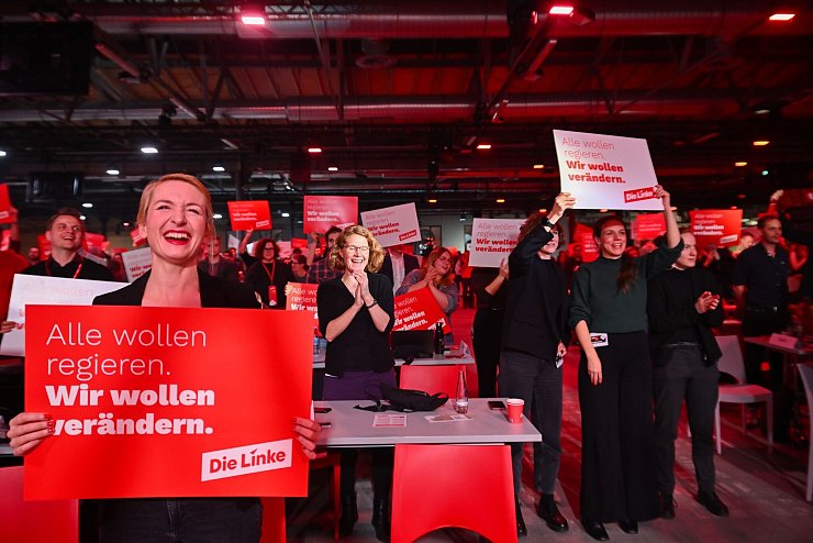 Die Linken-Vorsitzende Ines Schwerdtner stellt klar: Regieren ist erstmal nicht das Ziel. (Archivbild) - © Sebastian Christoph Gollnow/dpa