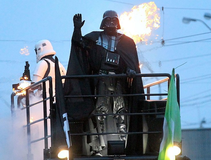 ILLUSTRATION Menschen neigen dazu, Film-Schurken wie Darth Vader der politischen Gegenseite zuzuordnen. - © picture alliance / dpa