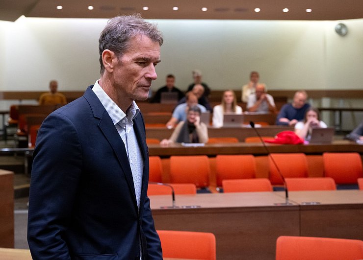 Lehmann im Gerichtssaal. - © Sven Hoppe/dpa