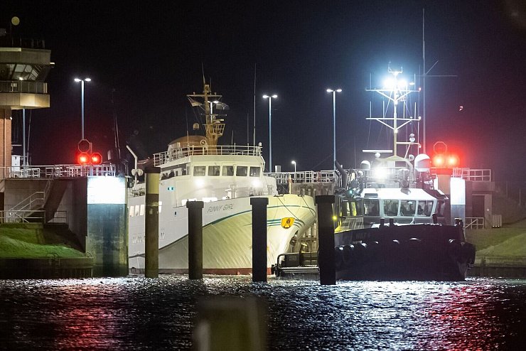 Die «Funny Girl» trieb manövrierunfähig auf der Nordsee (Foto aktuell). - © Bodo Marks/dpa