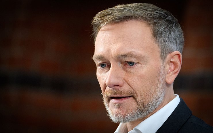 Lindner dachte nach eigener Aussage nicht an einen Rücktritt. - © Bernd von Jutrczenka/dpa
