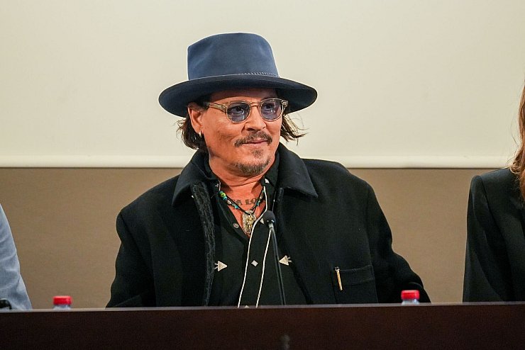 Johnny Depp stellt Opfern Hilfe in Aussicht. - © Francisco J. Olmo/EUROPA PRESS/dpa
