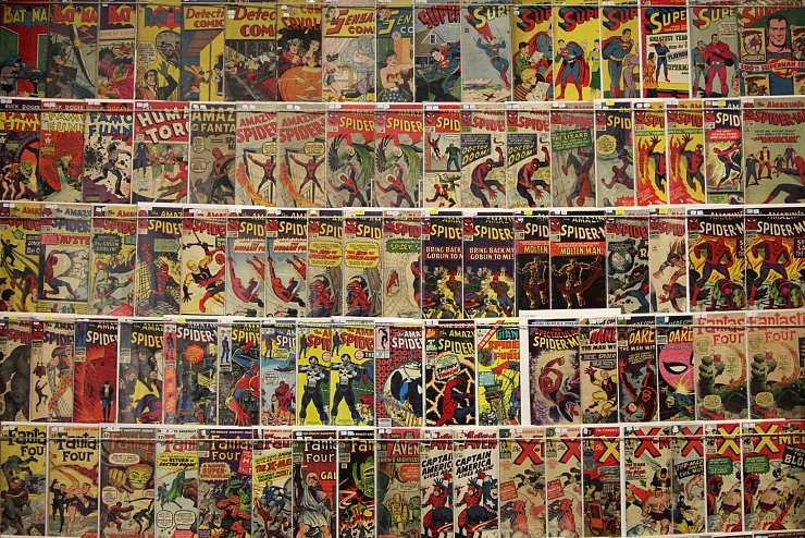 Die Helden aus den Marvel-Comics sind sehr beliebt - bald wird es eine Ausstellung mit vielen seltenen Exponaten in Köln geben. (Symbolbild) - © Daniel Karmann/dpa