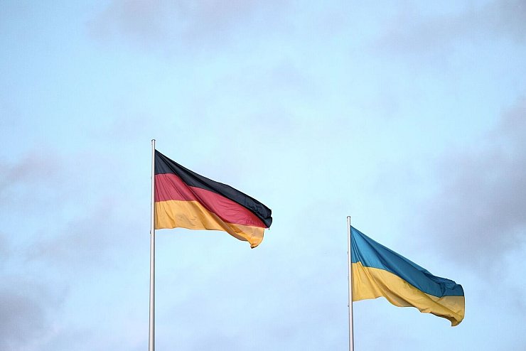 Ukraininsche Geflüchtete sollen in Deutschland kein Bürgergeld mehr, sondern Asylbewerberleistungen bekommen. (Symbolbild) - © Hannes P. Albert/dpa