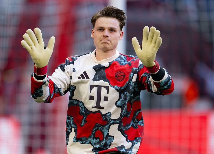 Hofft auf Bayern-Einsätze: Neuzugang Jonas Urbig. - © Sven Hoppe/dpa