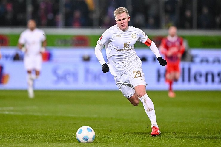 Jonathan Burkardt vom FSV Mainz 05 ist neben Tim Kleindienst von Borussia Mönchengladbach der erfolgreichste deutsche Torschütze dieser Bundesliga-Saison. - © Harry Langer/dpa
