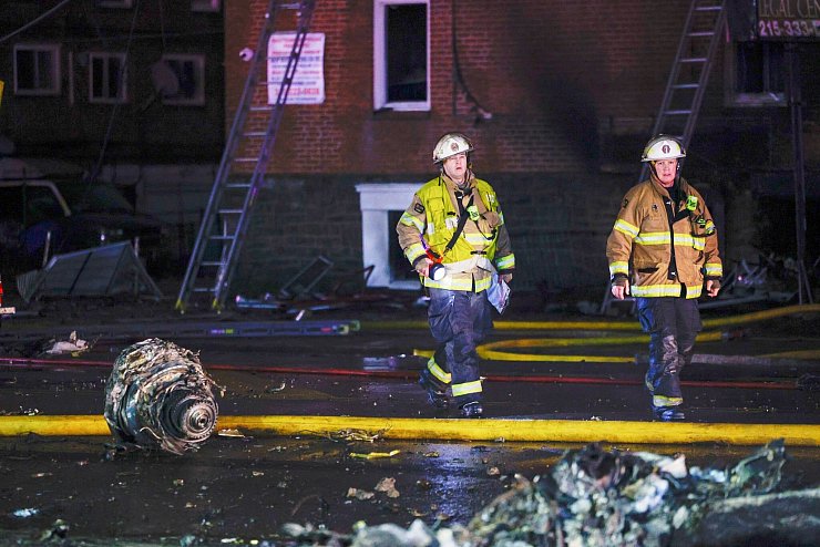 Das Gebiet war großräumig abgestürzt. - © Steven M. Falk/The Philadelphia Inquirer/AP/dpa