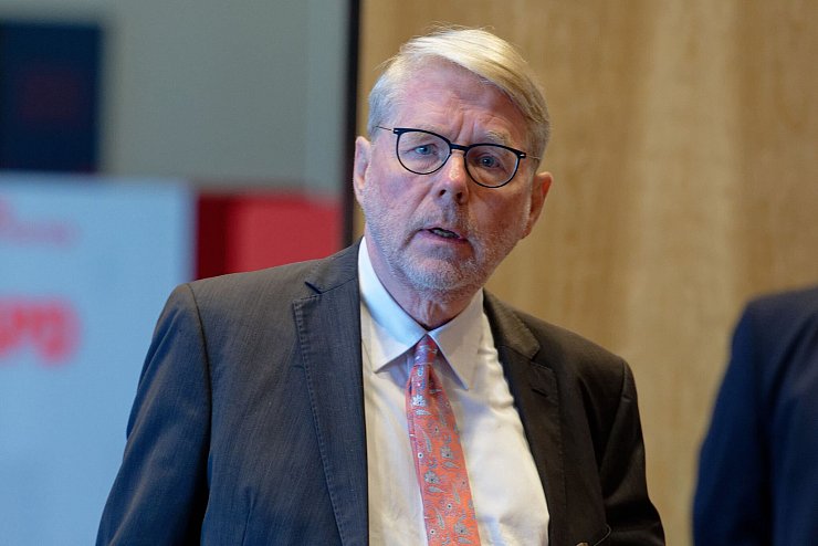 Später relativierte Sommer seine Kritik: NRW sei das Land mit den meisten Abschiebungen. - © Henning Kaiser/dpa
