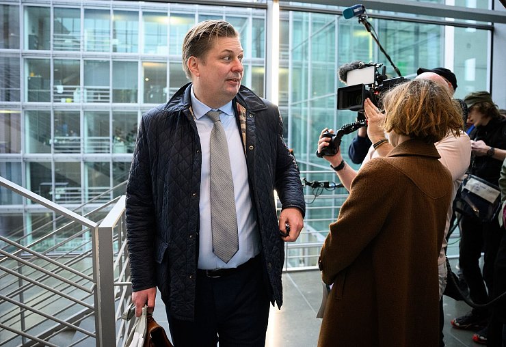 Maximilian Krah mischt ab jetzt in Berlin mit. - © Bernd von Jutrczenka/dpa