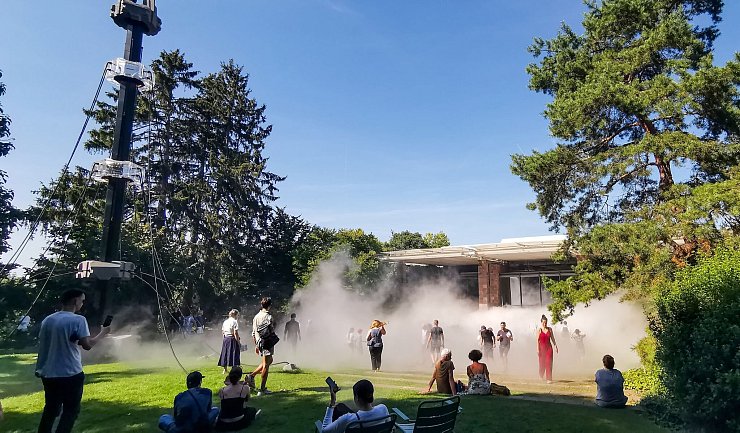 Die Fondation Beyeler, inmitten eines Naherholungsgebietes gelegen, hat klassische Moderne und Gegenwartskunst zum Thema und beherbergt über 400 Werke von fast 100 Künstlern. - © Geraldine Friedrich/dpa-tmn
