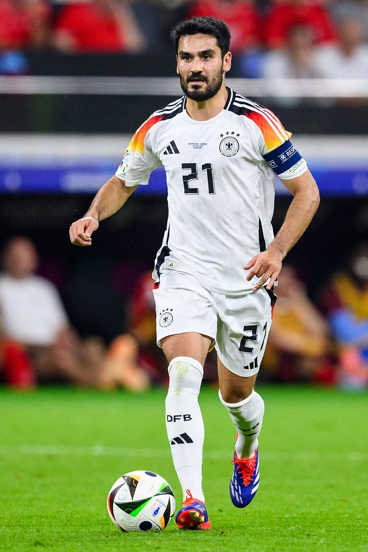 Letzter Einsatz für Deutschland bei der Heim-EM: Ilkay Gündogan. - © Tom Weller/dpa