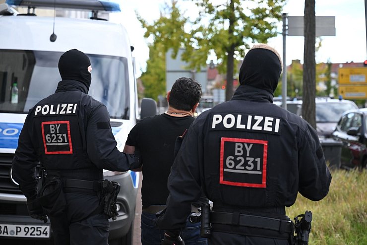 Der Schwerpunkt des Einsatzes war in Baden-Württemberg. - © Marijan Murat/dpa