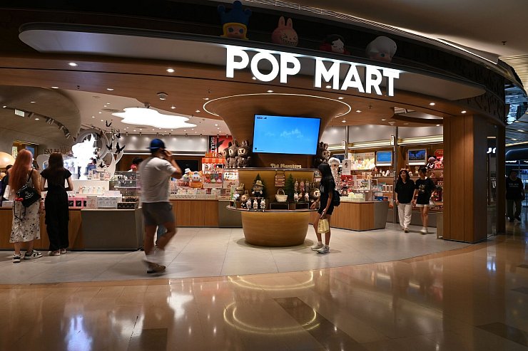 Pop Mart eröffnete in China meist in Shopping Malls seine Geschäfte. - © Johannes Neudecker/dpa