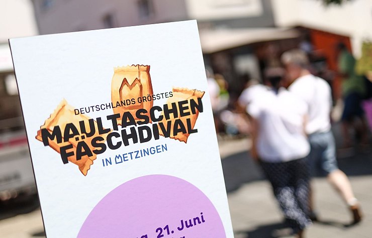 Das Maultaschen-Fäschdival soll künftig jährlich stattfinden. - © Christoph Schmidt/dpa