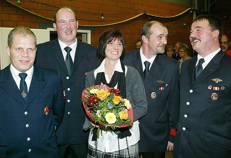 Jörg Mendel, Christoph Rügge, Daniela Rügge, Armin Schröder und Frank Rügge (von links) freuen sich über das gelungene Projekt.