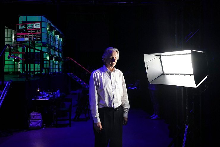 «Wir haben keine Erfahrung damit, wie es ist, wenn Dinge intelligenter sind als wir», sagt Geoffrey Hinton. - © Chris Young/The Canadian Press/AP/dpa